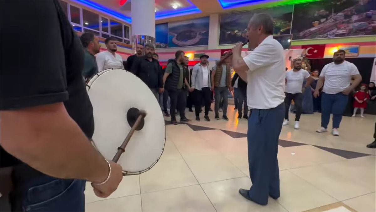 Emir Davul Zurnacı geleneksel davul zurna ekibi