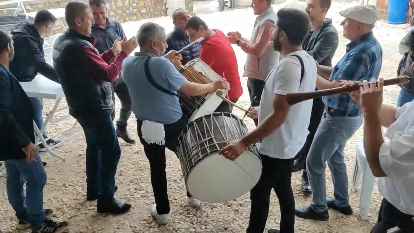 Davul zurna iletişim